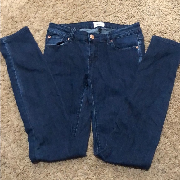 Hudson Mid Wash Skinny Jeans - Picture 3 of 3